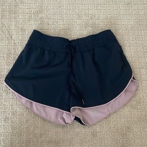 Lululemon Chose A Side Reversible Shorts
